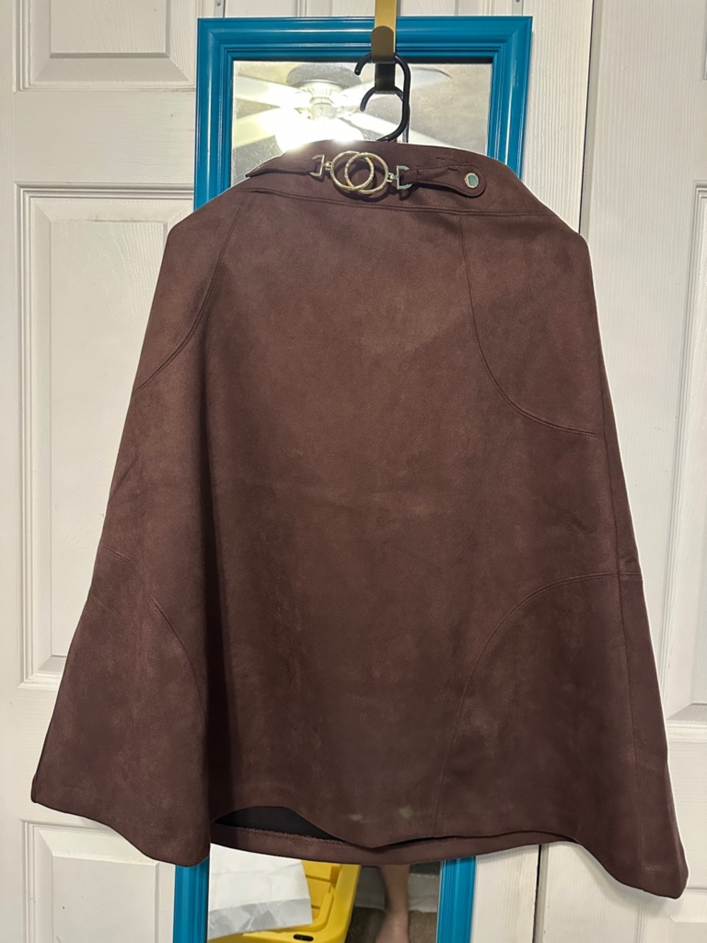NWT Marc Fisher Brown Suede-like Skirt with Gold Decorative Buckle. Size Medium.